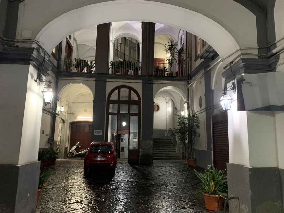 I Gironi Di Dante Apartman Nápoly Kültér fotó