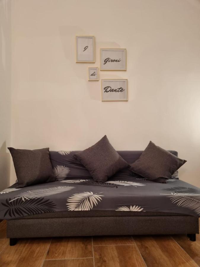 I Gironi Di Dante Apartman Nápoly Kültér fotó